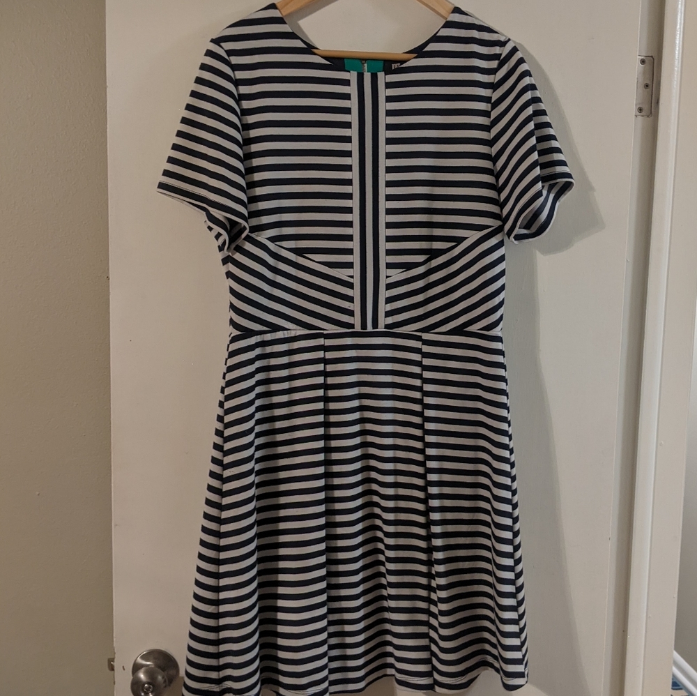 Kut from the Kloth Skater Dress
